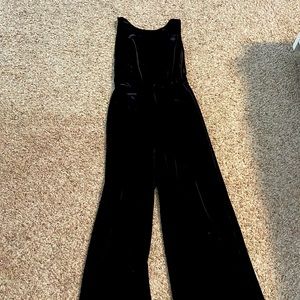 Black velvet American Apparel jumper. Size Medium. New with tags